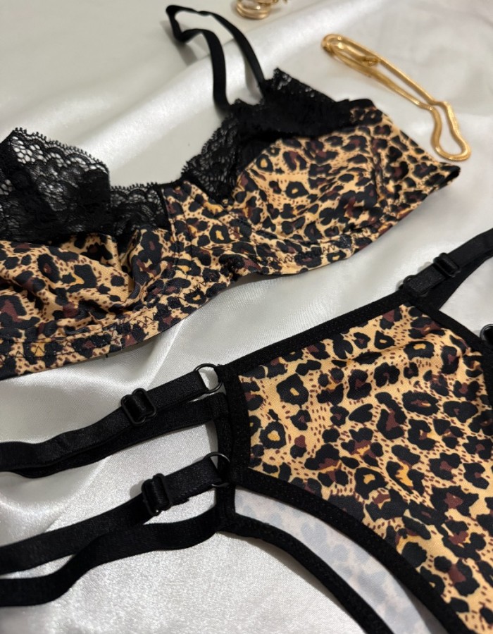 Leopar Desenli Bralet Takımı
